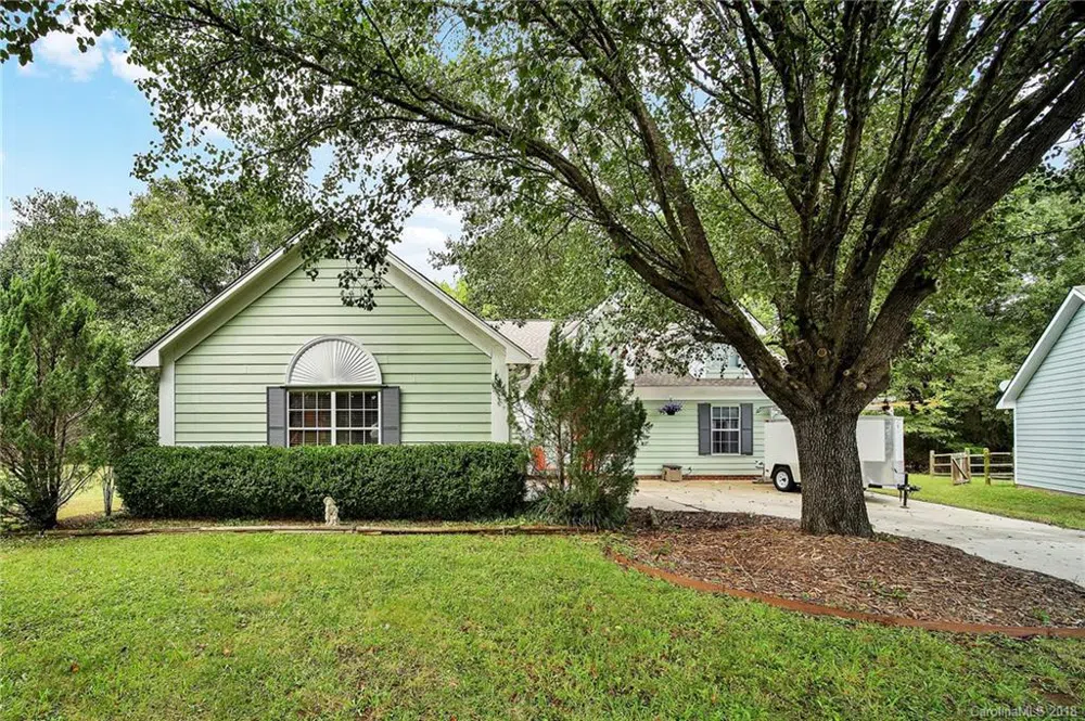 12107 New Abbey Place