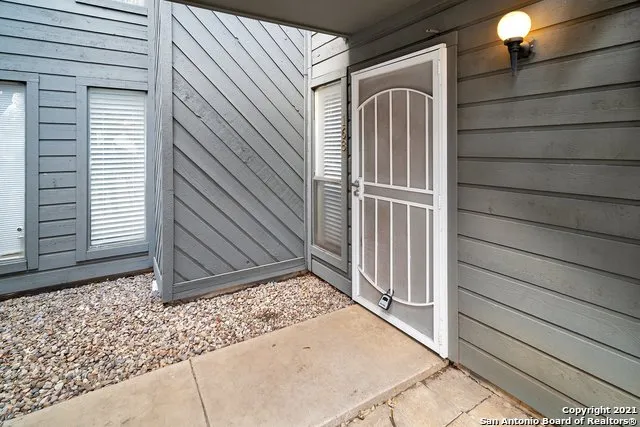 3843 BARRINGTON ST #168S