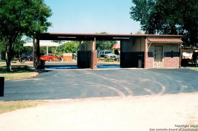 545 Lindner Ave Comfort, TX 78013
