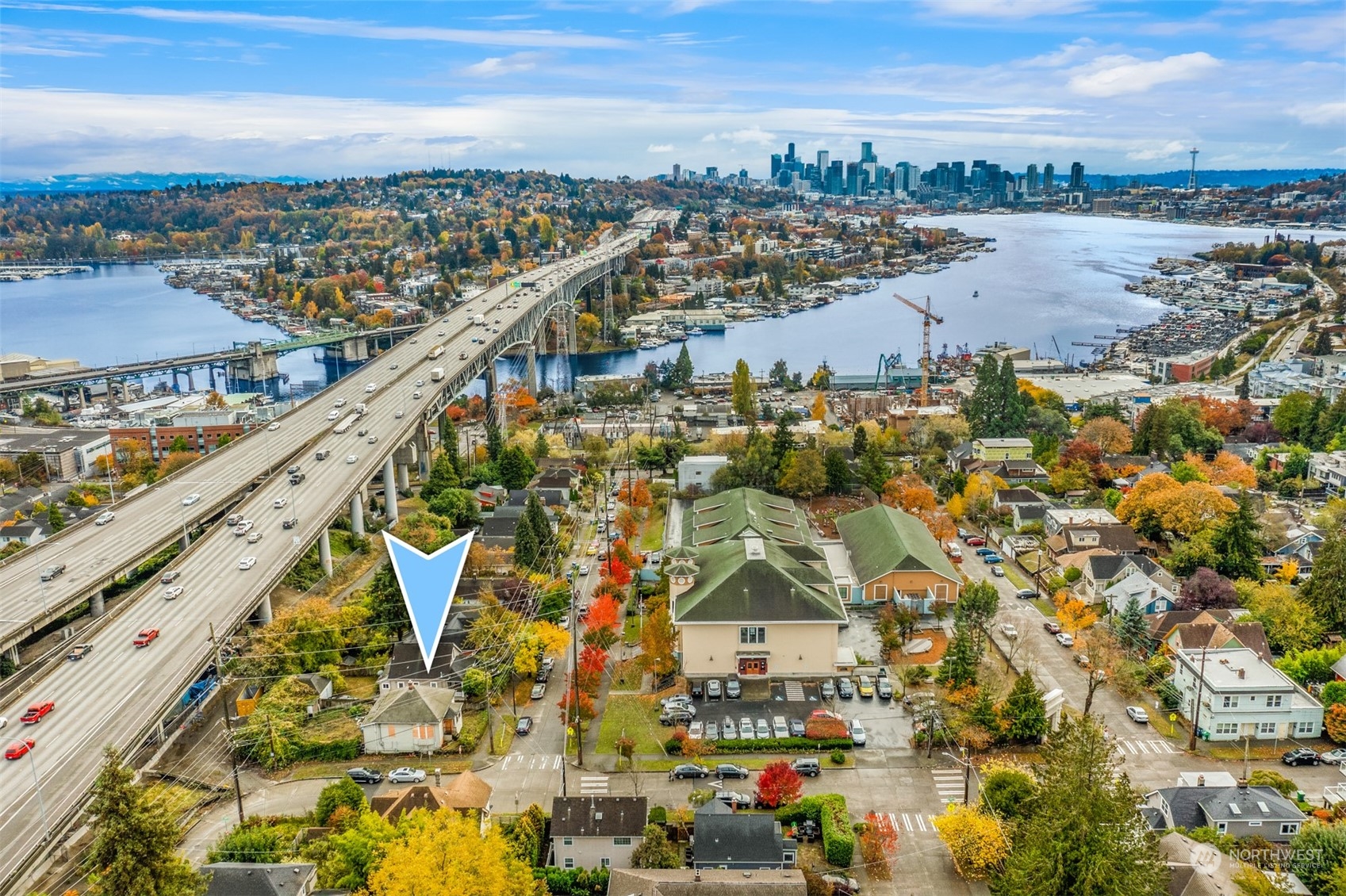 4070 5th Avenue NE Seattle, WA 98105