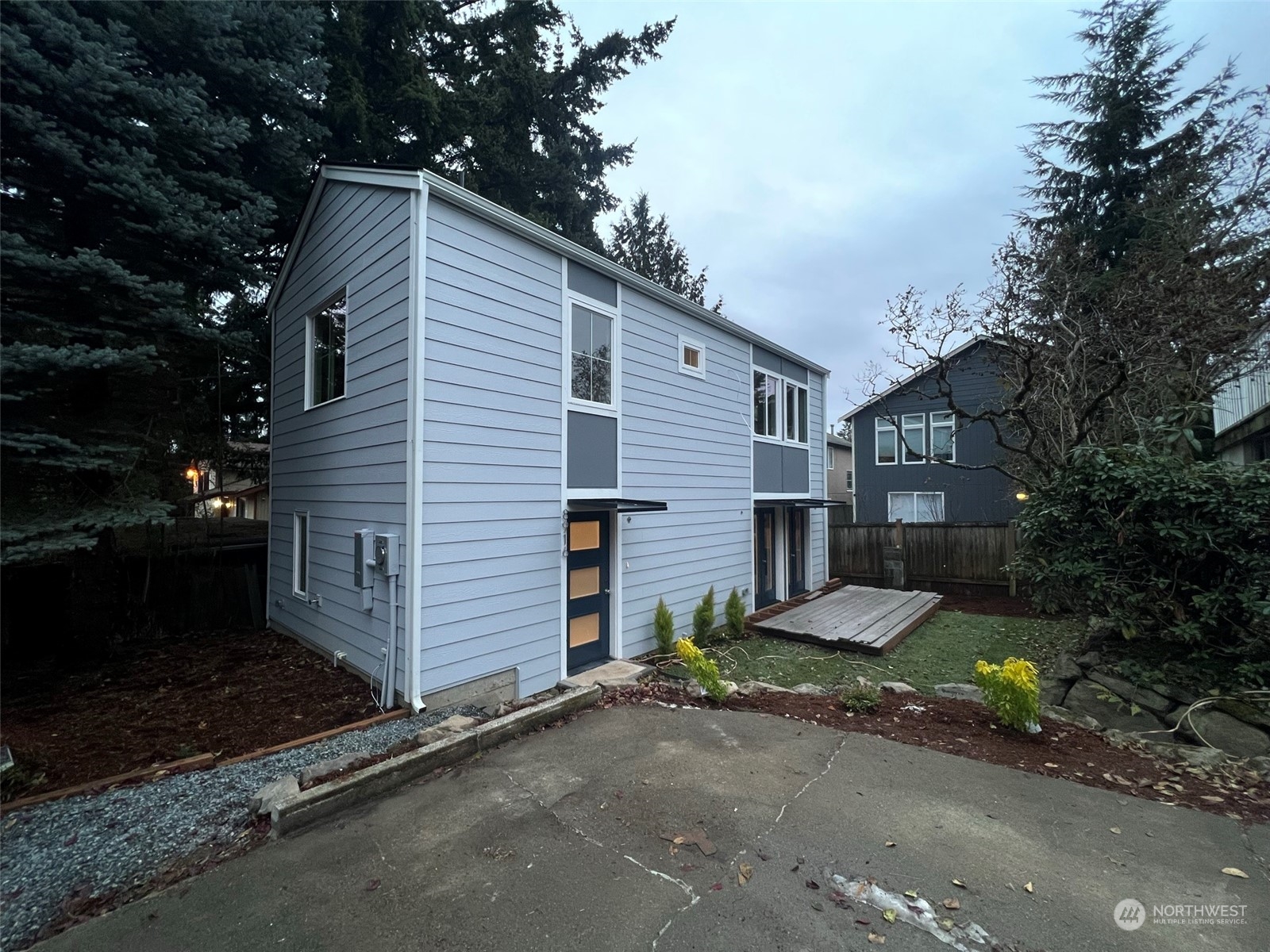 8916 Corliss Avenue N