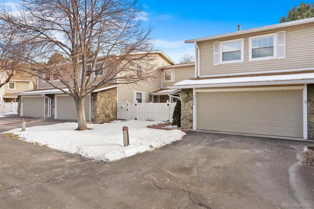 3284 S Heather Gardens Way