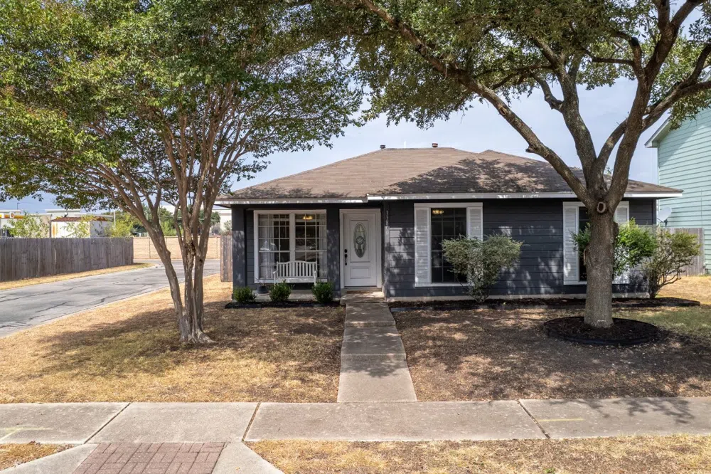 13800 Golden Flax Trail