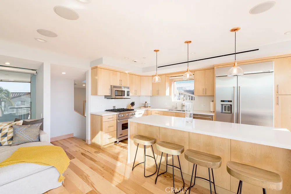 814 Monterey Boulevard Hermosa Beach, CA 90254