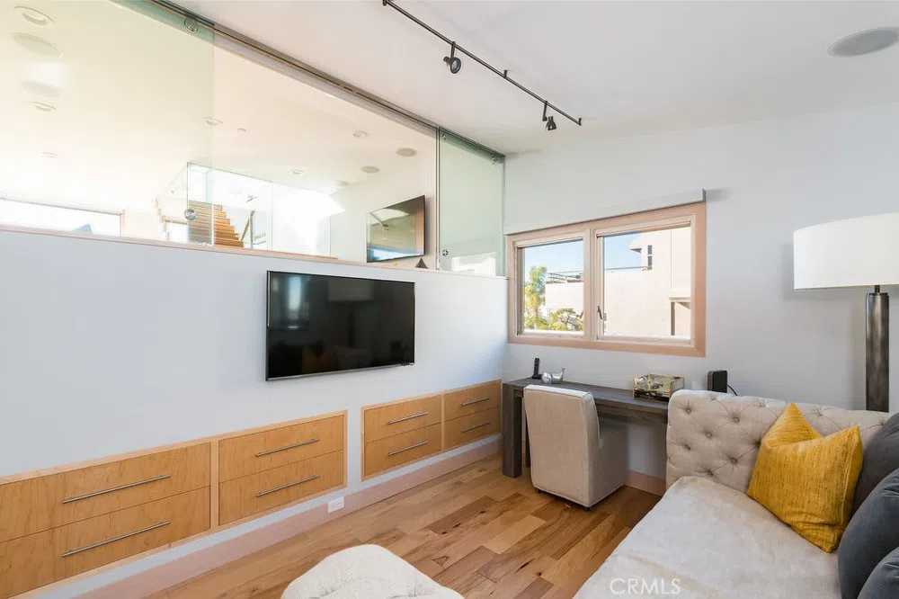 814 Monterey Boulevard Hermosa Beach, CA 90254