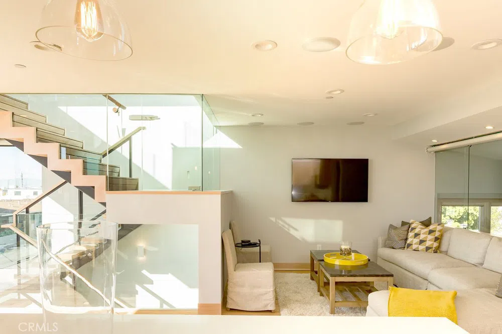 814 Monterey Boulevard Hermosa Beach, CA 90254