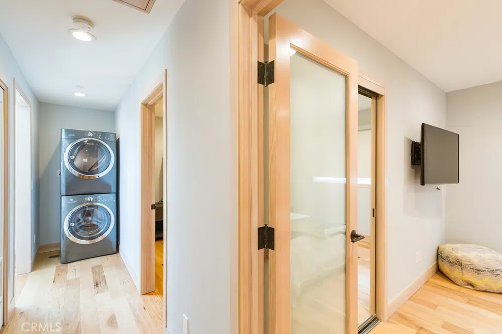 814 Monterey Boulevard Hermosa Beach, CA 90254