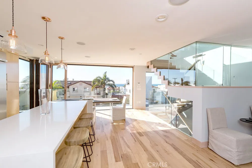 814 Monterey Boulevard Hermosa Beach, CA 90254