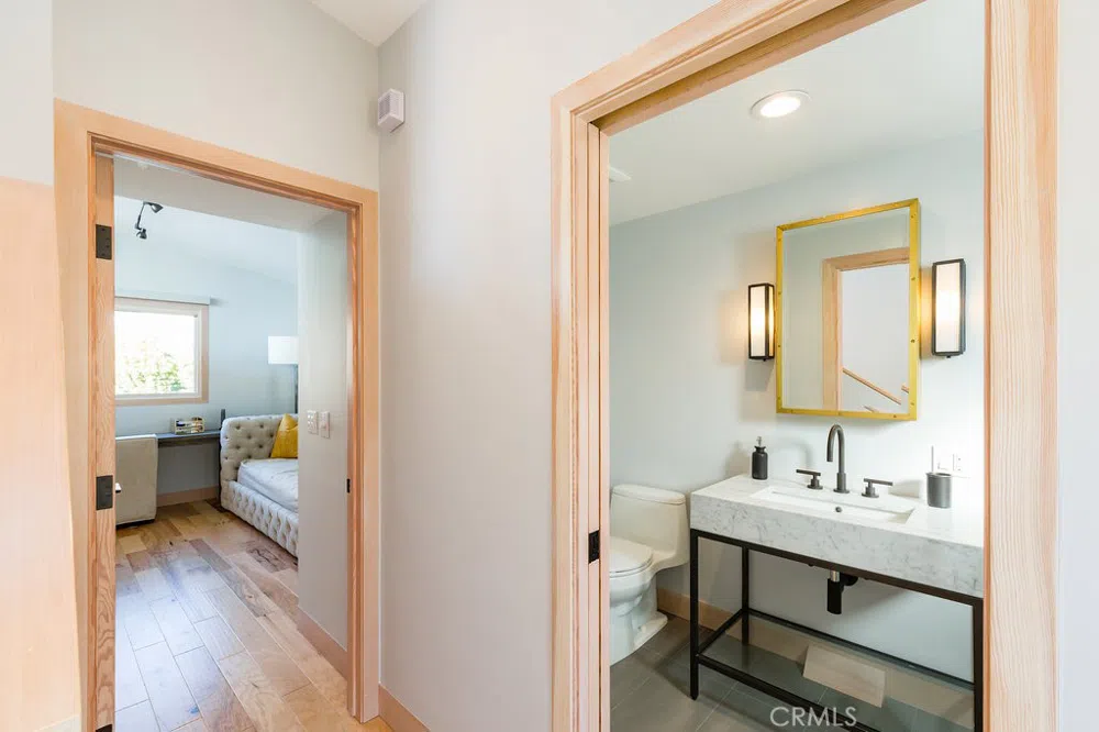 814 Monterey Boulevard Hermosa Beach, CA 90254