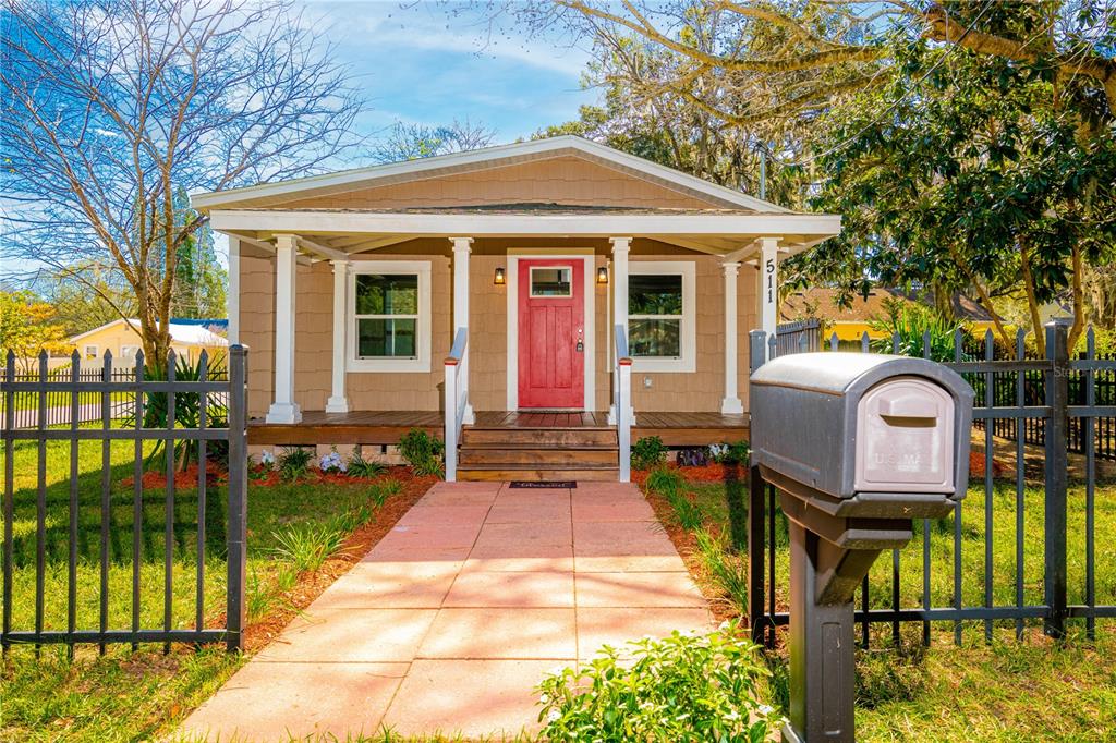 511 E STRICKLAND STREET