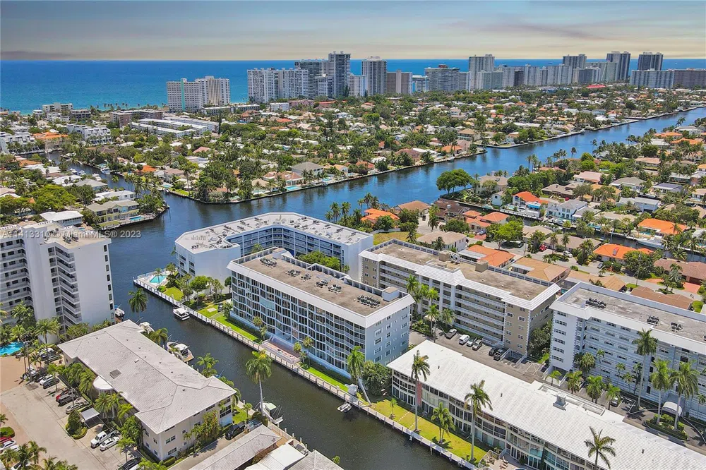 3101 NE 47th Ct #604