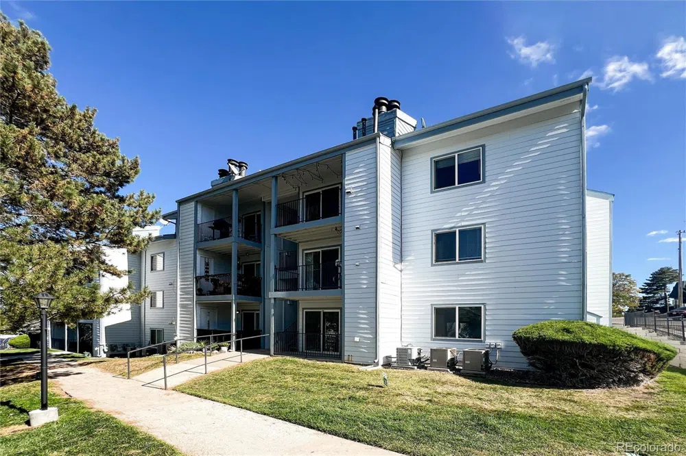 13085 W Cedar Drive #115