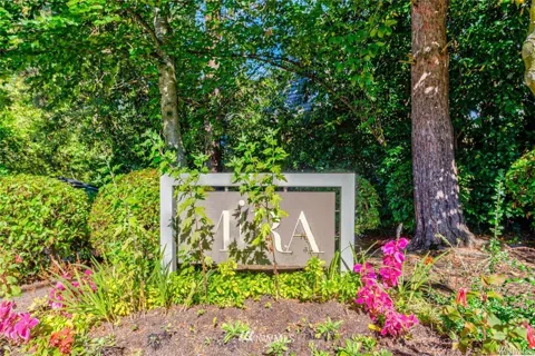 718 Kirkland Circle #B101