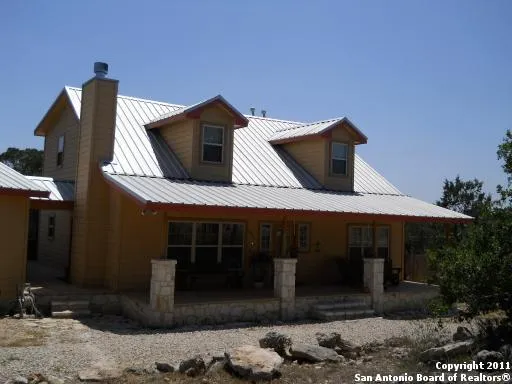 1037 STONEY RIDGE DR