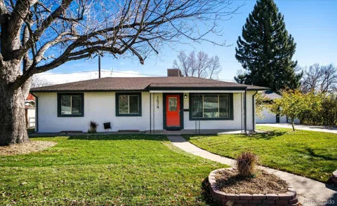 1674 S Elm Street