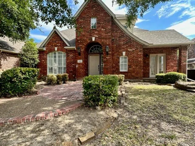 1105 Shores Boulevard