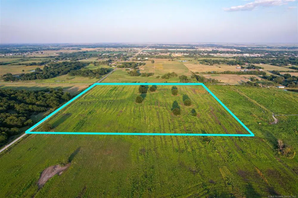 39 1 Mile Road Dewey, OK 74029