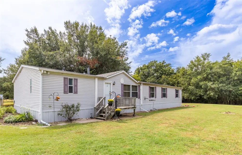 2184 County Road 1077