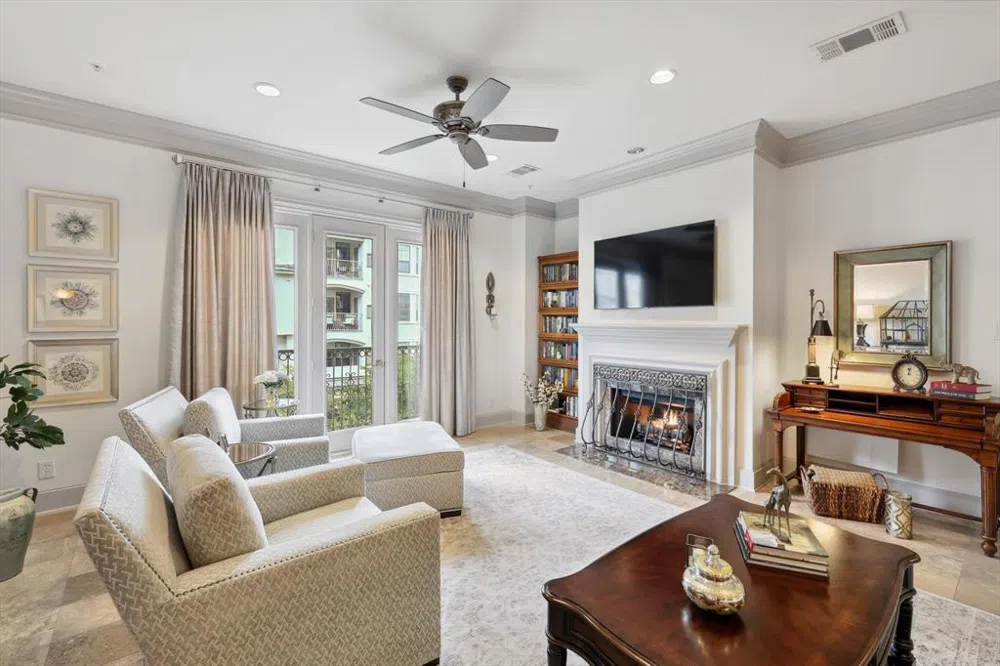 2848 Woodside Street #4C