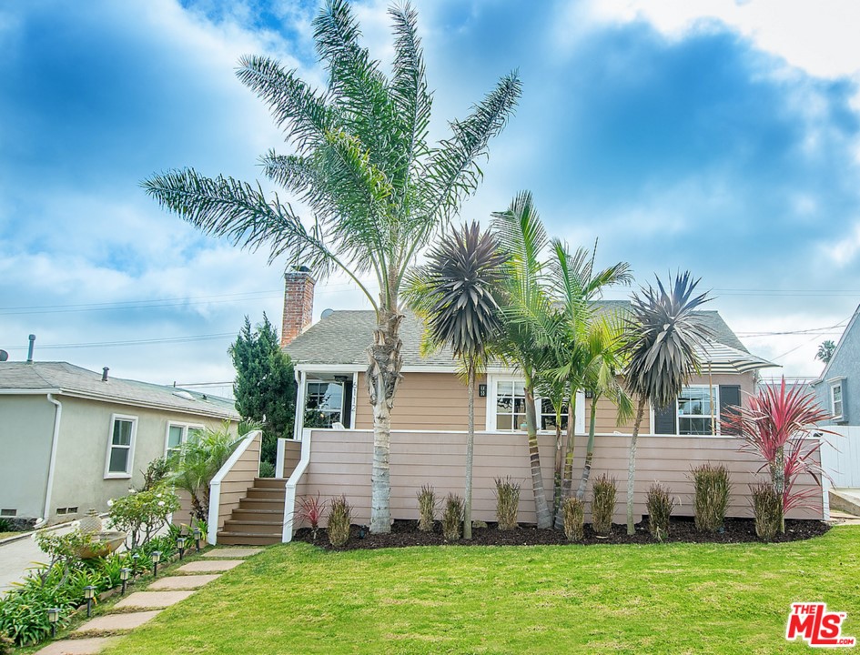 6112 W 75Th Place Los Angeles, CA 90045
