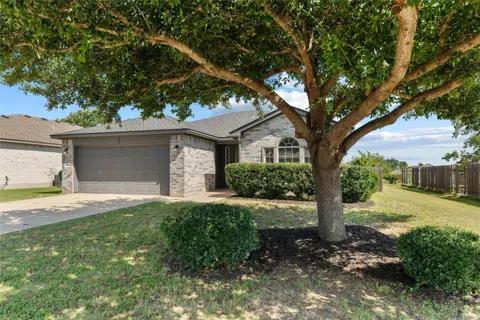 1910 Oaklawn Drive