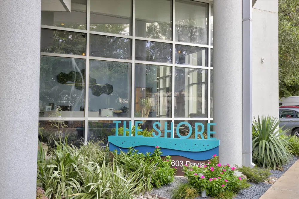 603 Davis Street #805