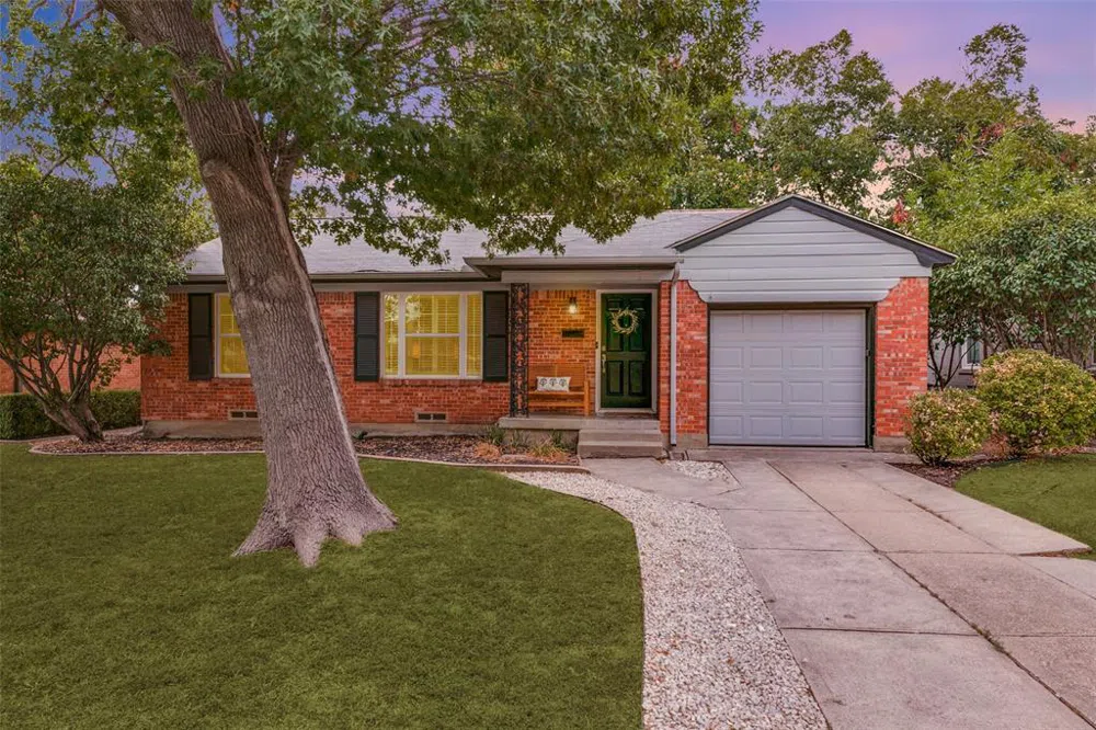 6126 Saint Moritz Avenue