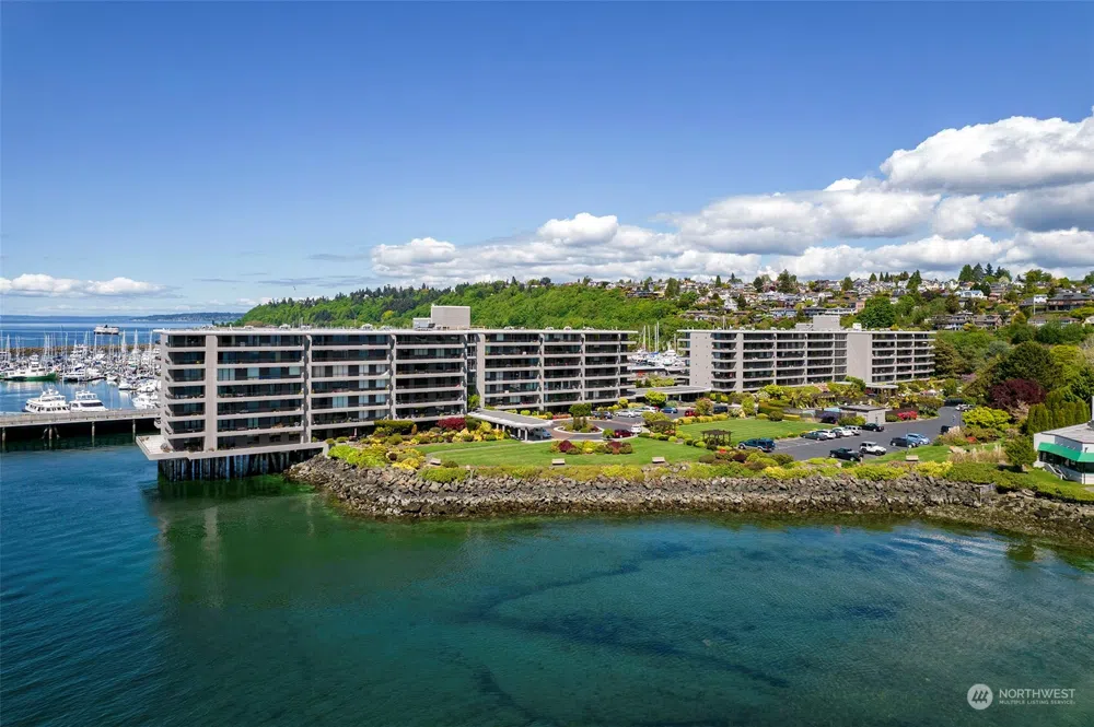 6535 Seaview Avenue NW #211B