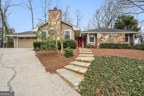 485 Knoll Woods Drive