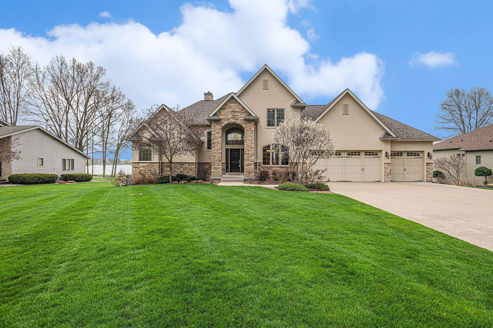 149 Lakewood Drive