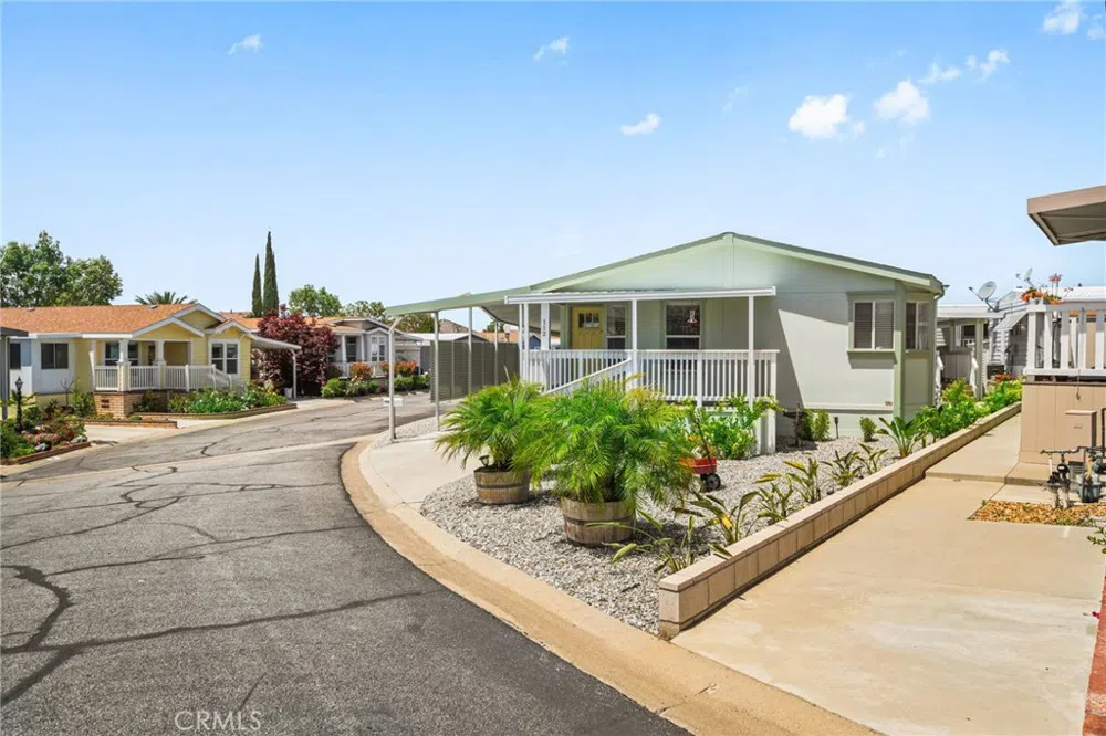 1400 W 13th Street #112