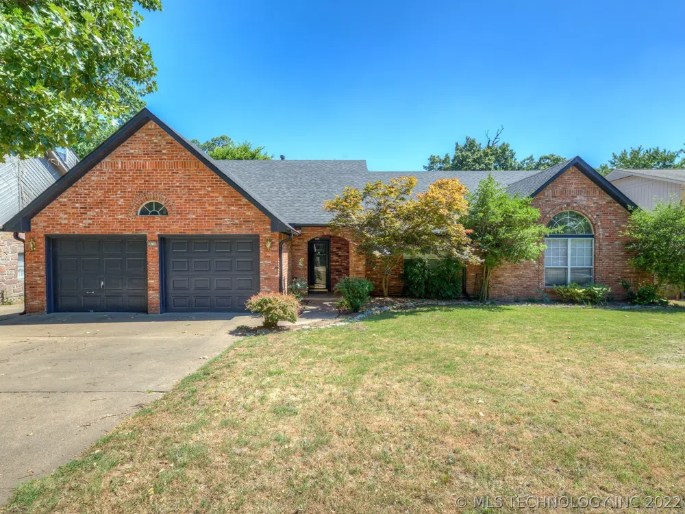 8616 E 106th Street S