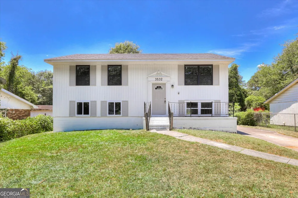 3532 Jonathan Circle