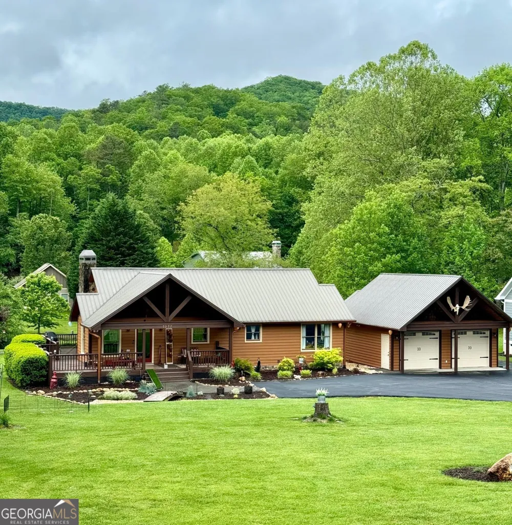 7077 Upper Hightower Road