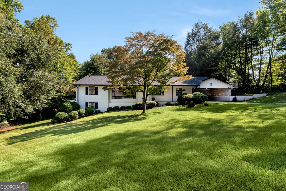 174 Maple Street Cornelia, GA 30531