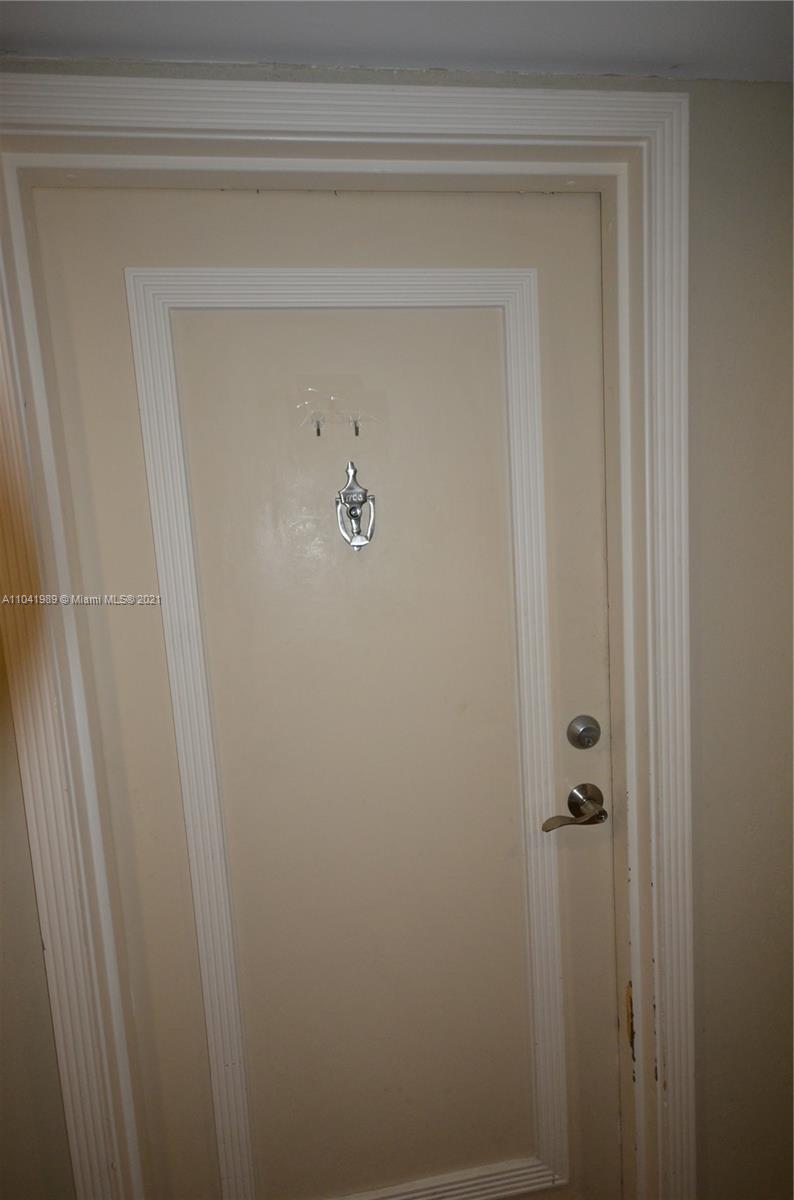 2655 Collins Ave #1705