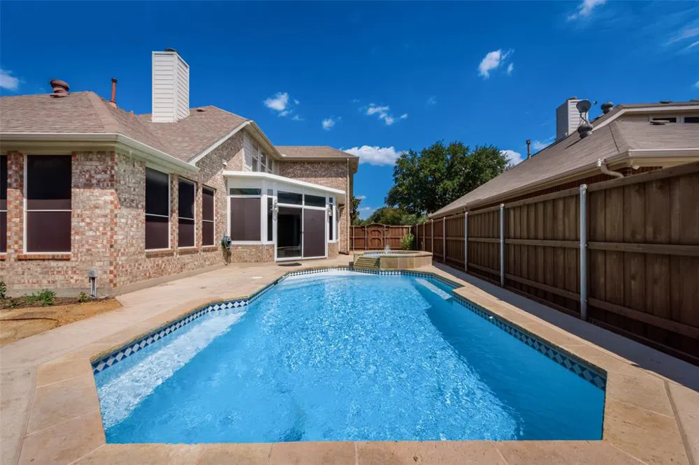 6417 Maple Drive The Colony, TX 75056