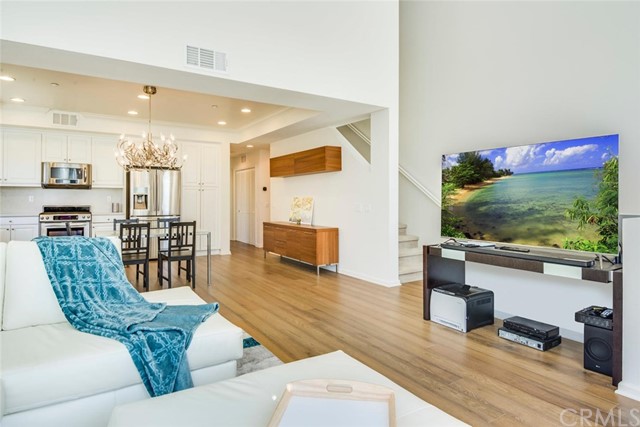 5439 Strand #101 Hawthorne, CA 90250
