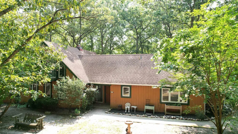 252 S Leipzig Avenue