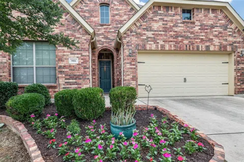 701 Lake Forest Trail