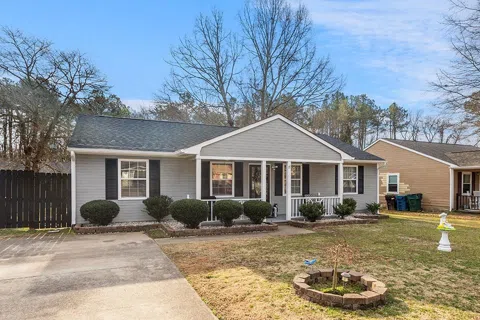 17 Lucas Drive