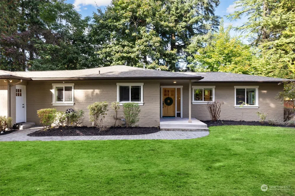 6300 NE Arrowhead Drive