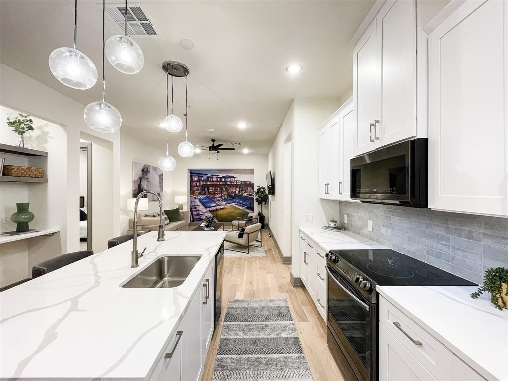 2700 Old Denton #1046