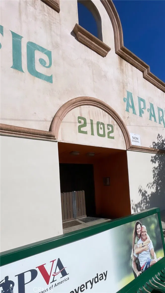 2102 S. PACIFIC AVENUE #1