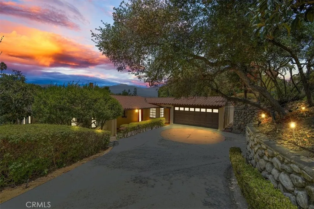 1121 Hillcrest Drive Pomona, CA 91768
