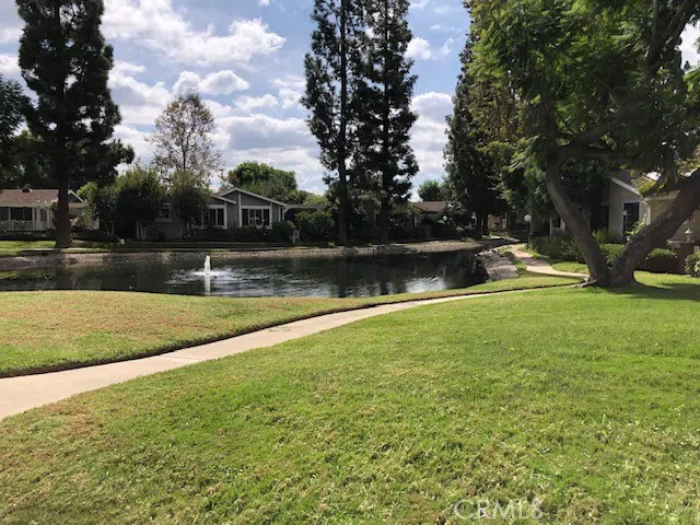 1537 Wood LK Santa Ana, CA 92705