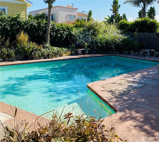 1420 E Sycamore Avenue El Segundo, CA 90245