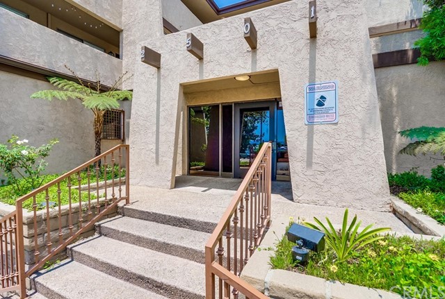2501 W Redondo Beach Boulevard #211