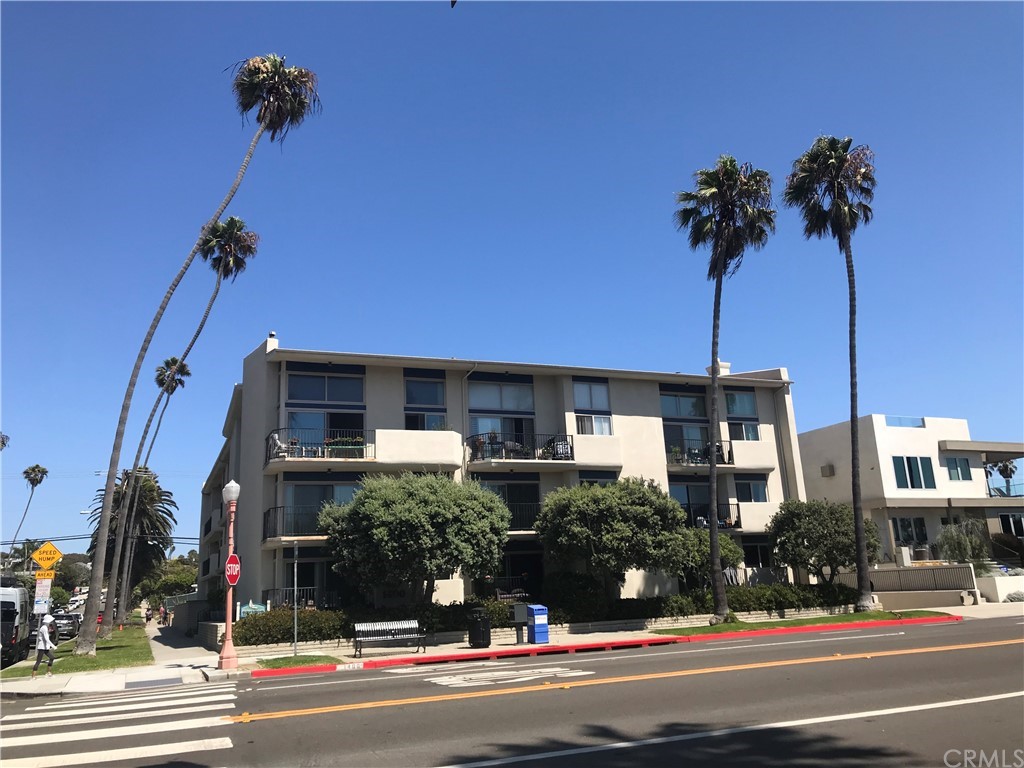 1400 S Catalina Avenue #106