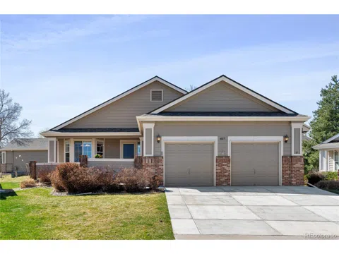 4015 Lee Circle